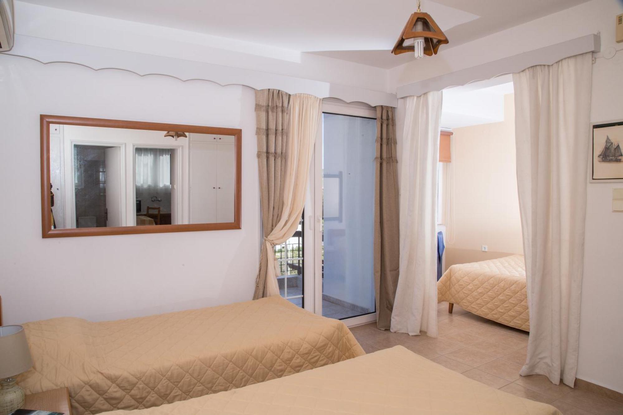 Hotel Elena アリンダ エクステリア 写真